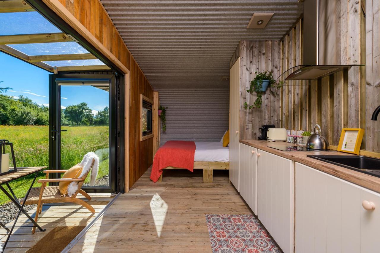 Glamping At The Grove, And Luxuszelt 2*