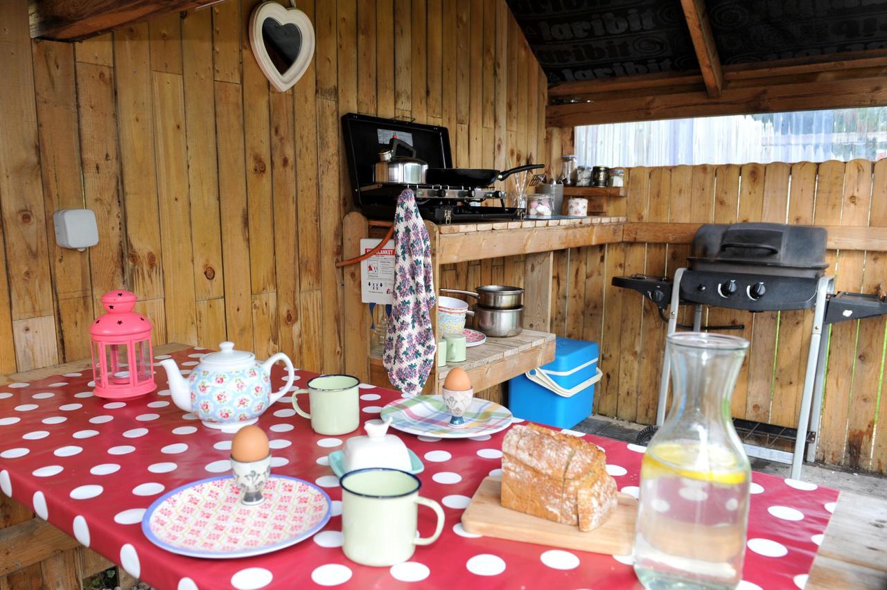 Glamping At The Grove, And Killarney